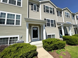 2329 Upland Rd, Pingree Grove, IL 60140