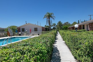 2206 NE 4th St Unit 10, Boynton Beach, FL 33435