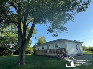 13091 Rosedale Blvd, Carleton, MI 48117