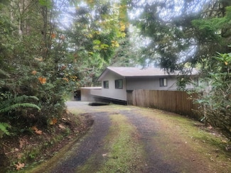 96015 Sun Lake Ln, Lakeside, OR 97449