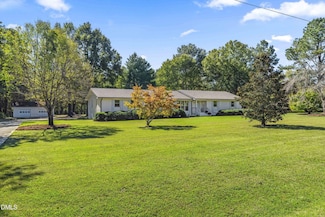 462 Sullivan Rd, Selma, NC 27576