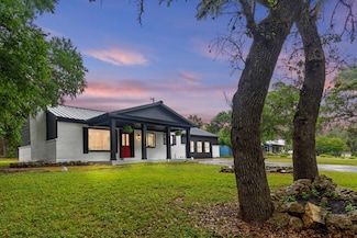 234 Woodcreek Dr, Wimberley, TX 78676