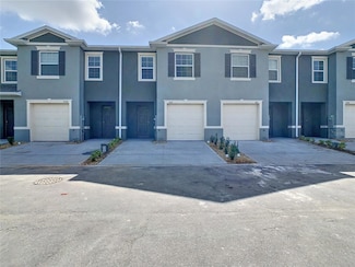 1013 Blue Jay Dr, Davenport, FL 33837