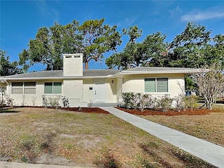 602 32nd St W, Bradenton, FL 34205