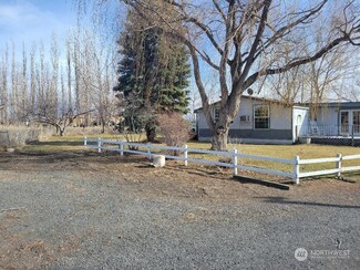 915 NE 18 8 Rd, Soap Lake, WA 98851