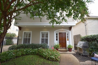 5237 Gibson St, Houston, TX 77007
