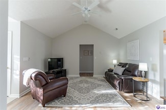 214 Applewood Ln, Elizabethtown, KY 42701