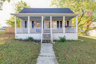 405 S Main St, Dickson, TN 37055