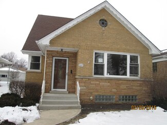 2244 Lathrop Ave, Riverside, IL 60546