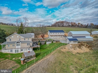 929 Pottsville St, Herndon, PA 17830