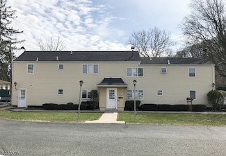 37 Main St Unit F, Bloomingdale, NJ 07403