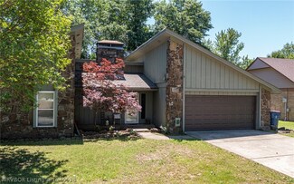 2208 Queensbury Way, Fort Smith, AR 72908