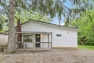 29 Franklin Ave, Hebron, OH 43025