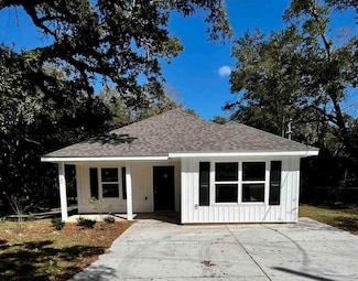 1402 N 57th Ave, Pensacola, FL 32506