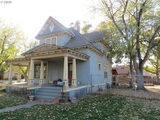 1222 Chestnut St, Milton Freewater, OR 97862