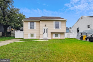 8101 Escalon Ave, Pasadena, MD 21122