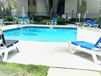 227 Walmar Grove, St. Simons Island, GA 31522