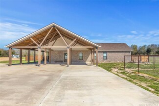 24248 Gillson Rd, Iowa, LA 70647