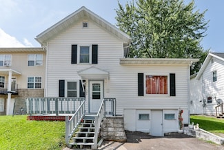 105 Allen St, Athens, WI 54411