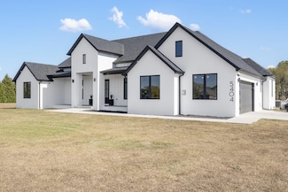 5404 N Farm Road 177, Springfield, MO 65803