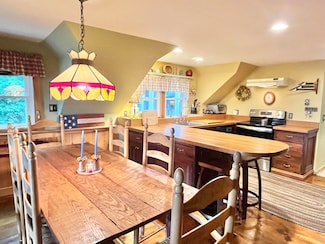 25 Apple Hill Ln Unit 1 D, Dover, VT 05356