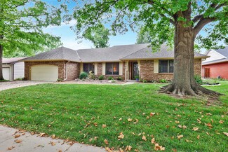 8302 E Brentmoor Ln, Wichita, KS 67206
