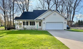 1232 S Hemlock Rd, Hemlock, MI 48626