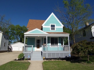 929 Park Ave, Beloit, WI 53511