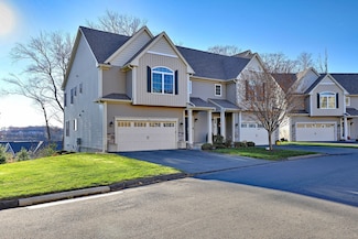 126 Wells View Rd, Shelton, CT 06484