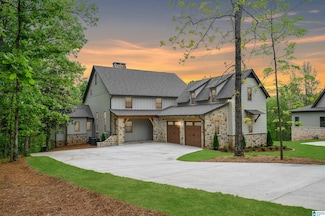 3196 Indian Crest Dr, Birmingham, AL 35242