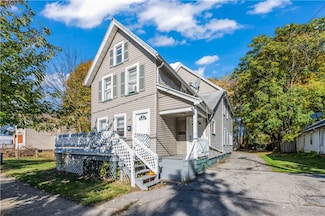 574 Maple St, Rochester, NY 14611