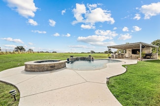 175 County Road 1109, Decatur, TX 76234