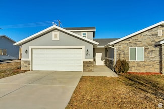 541 N Douglass Dr, Payson, UT 84651