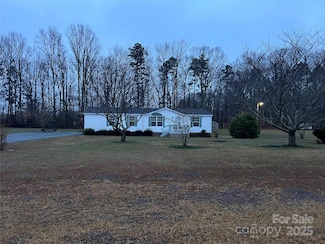 36256 Nugget Rd, New London, NC 28127
