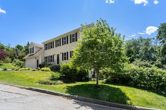 21 Vernon St, East Weymouth, MA 02189