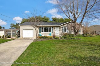 1033 3rd Ave, Toms River, NJ 08757
