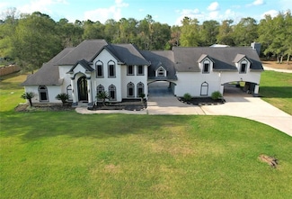 582 County Road 410, Dayton, TX 77535