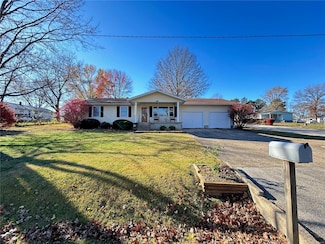 1601 S Maple St, Salem, MO 65560