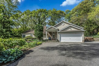 205 Stony Hollow Rd, Greenlawn, NY 11740