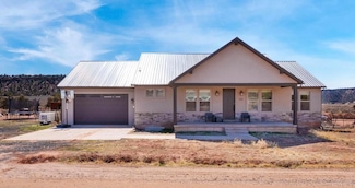 1061 E Smithsonian Way, Apple Valley, UT 84737