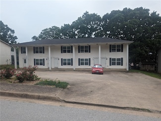2437 N Brophy Ave, Fayetteville, AR 72703