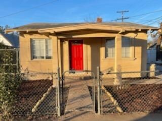 1419 E Patterson Ave, Fresno, CA 93728