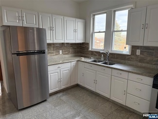 339 Hackensack St Unit 2, Carlstadt, NJ 07072