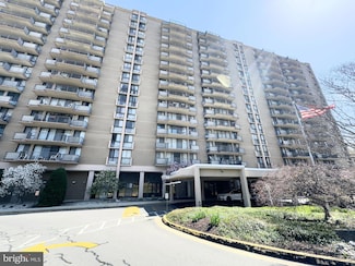 6100 Westchester Park Dr Unit 609, College Park, MD 20740