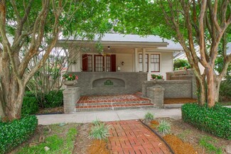 141 Metairie Lawn Dr, Metairie, LA 70001