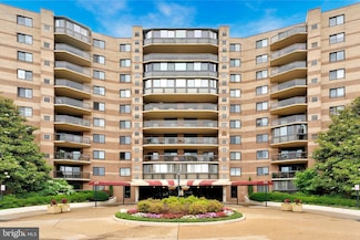 8370 Greensboro Dr Unit 508, McLean, VA 22102