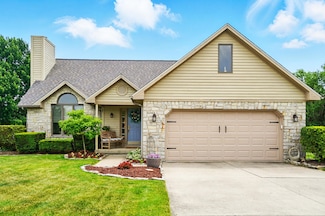 1528 Brook Park Dr, Troy, OH 45373