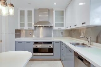 525 Ridgewood Rd, Key Biscayne, FL 33149