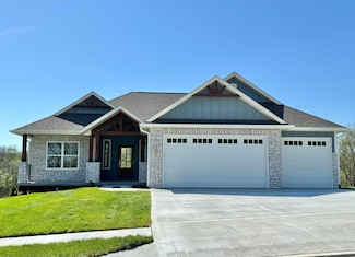 4415 Vecchi Ln, Columbia, MO 65203