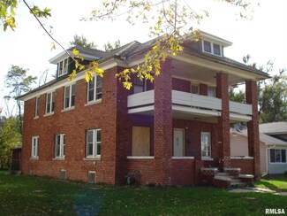 580 E Berrien St, Galesburg, IL 61401